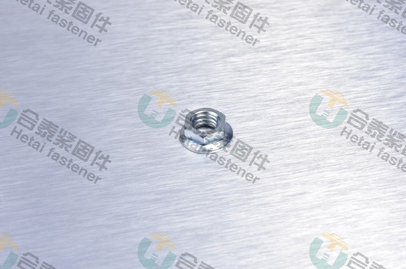 起发电机螺钉24